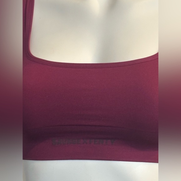 Savage X Fenty XS Sugarplum Purple or Medium Black Sports Bra - Picture 2 of 9